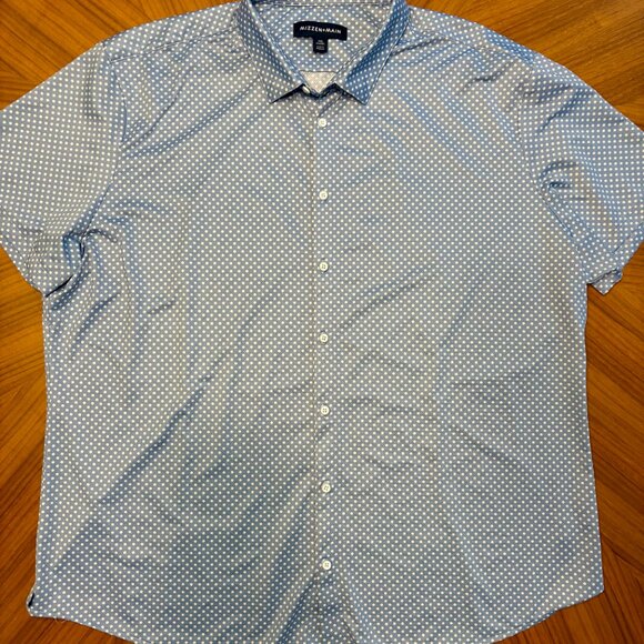 Mizzen+Main - Halyard Short Sleeve Button Down - Carolina Blue With White Dots - Picture 4 of 4